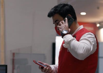 Conectando Negocios, Serie con iConstruye